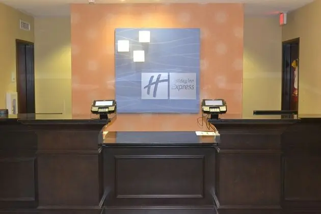 Holiday Inn Express and Suites Selinsgrove Univers - Lobi