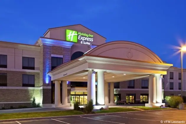 Holiday Inn Express and Suites Seymour