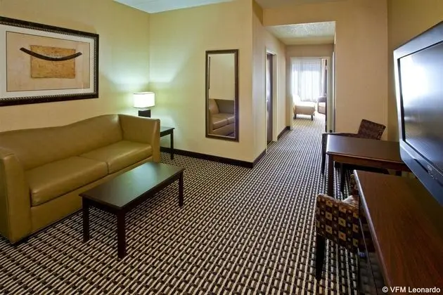 Holiday Inn Express and Suites Seymour