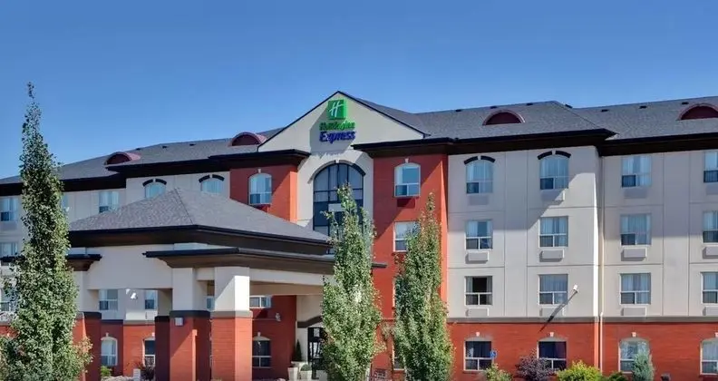 Holiday Inn Express and Suites Sherwood Park Edmon