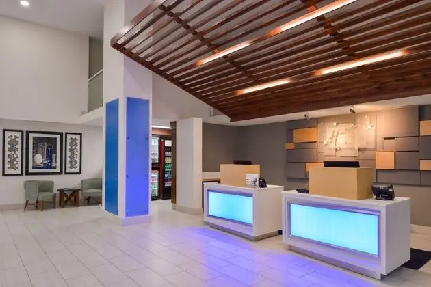 Holiday Inn Express & Suites Shreveport - Downtown, an IHG Hotel - Lobi