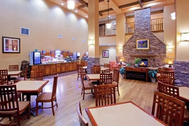 Holiday Inn Express and Suites St. George North Zi - Yeme / İçme