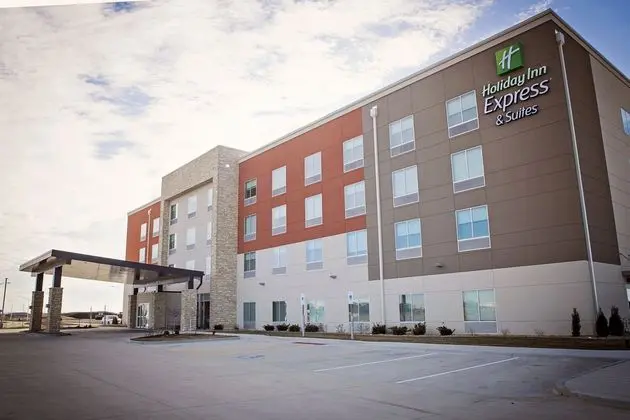 HOLIDAY INN EXPRESS AND SUITES STERLING
