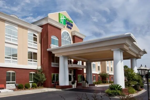 Holiday Inn Express and Suites Sumter