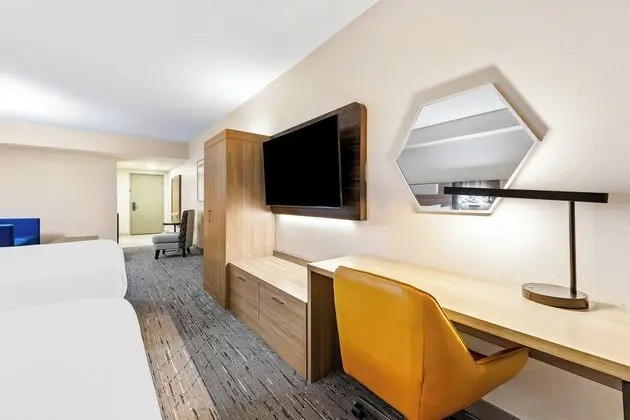Holiday Inn Express and Suites Sylva Western Carol - Oda