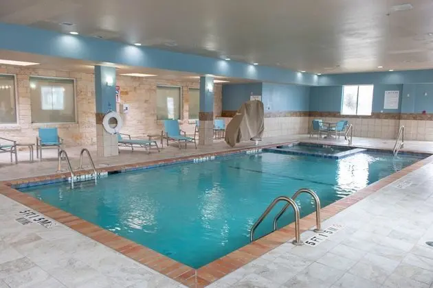 Holiday Inn Express and Suites Temple Medical Cent - Havuz