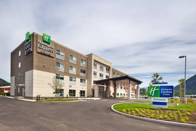 Holiday Inn Express and Suites Terrace
