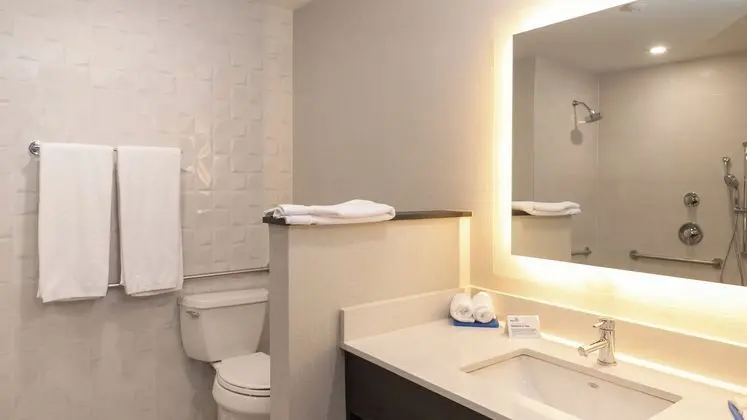 Holiday Inn Express & Suites Tijuana Otay, an IHG Hotel - Oda