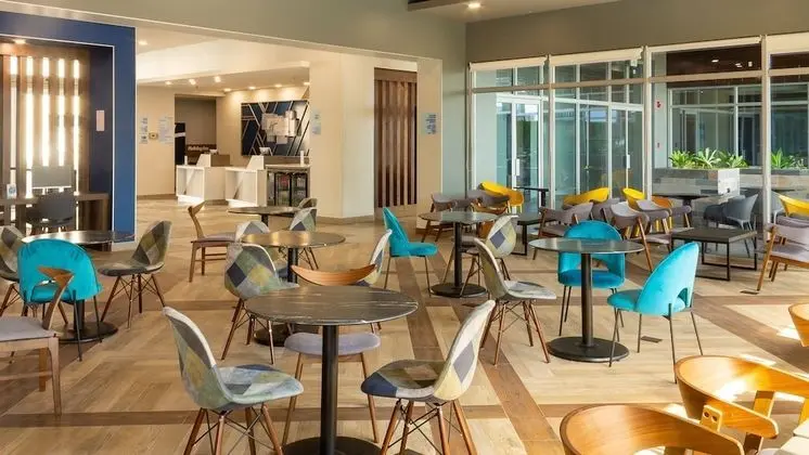 Holiday Inn Express & Suites Tijuana Otay, an IHG Hotel - Yerinde Yemek