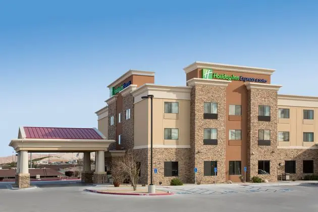 Holiday Inn Express Hotel & Suites Truth