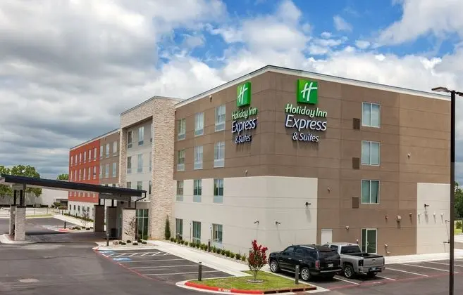 HOLIDAY INN EXPRESS AND SUITES TULSA SOUTH - WOODL - Öne Çıkan Resim