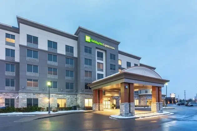 Holiday Inn Express & Suites Vaughan - Dış Mekan