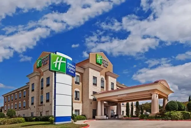Holiday Inn Express and Suites Victoria