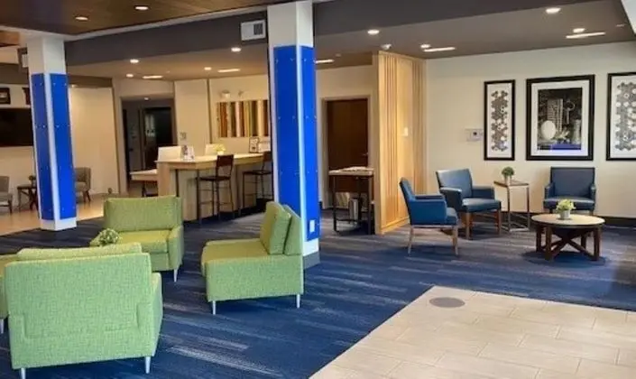 Holiday Inn Express & Suites Warrensburg North, an IHG Hotel - Dış Mekan