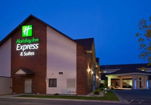 Holiday Inn Express and Suites Watertown