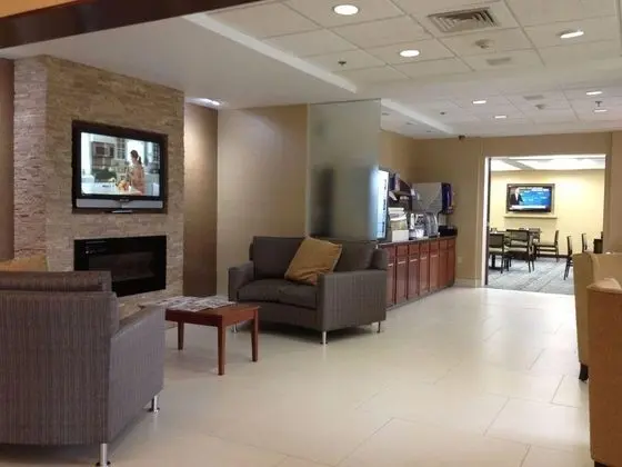 Holiday Inn Express and Suites West Chester - Genel