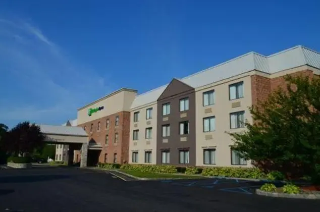Holiday Inn Express Hotel&Suites West Point-For