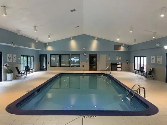 Holiday Inn Express Hotel&Suites West Point-For - Havuz
