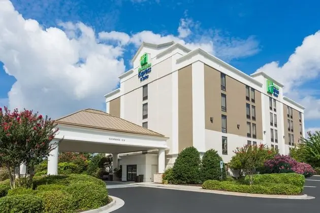 Holiday Inn Express and Suites Wilmington Universi - Dış Mekan