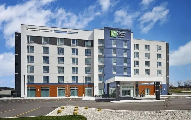 Holiday Inn Express & Suites Windsor East - Lakeshore, an IHG Hotel - Dış Mekan