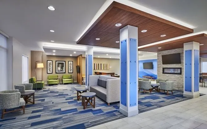 Holiday Inn Express & Suites Windsor East - Lakeshore, an IHG Hotel - Lobi