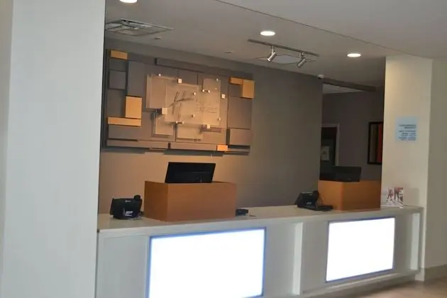 Holiday Inn Express Tallahassee University Central, an IHG Hotel - Lobi