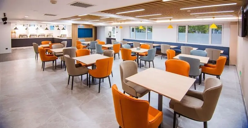 Holiday Inn Express Tianjin Airport East, an IHG Hotel - Yerinde Yemek