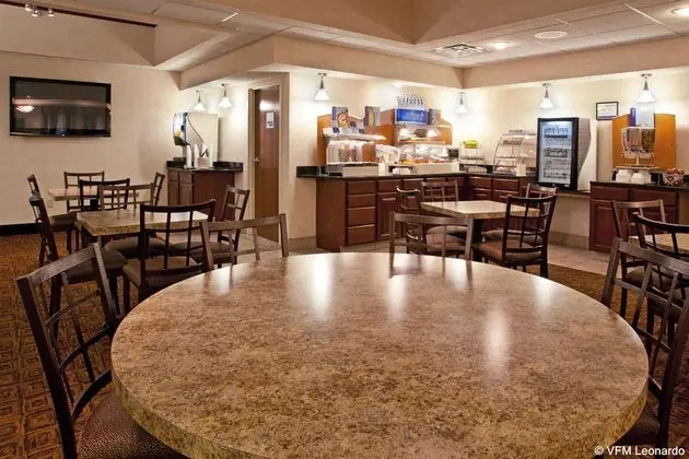 Holiday Inn Express Tiffin