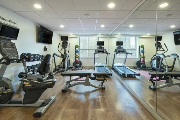 Holiday Inn Express Toronto Downtown - Fitness