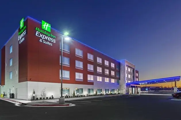 HOLIDAY INN EXPRESS TULSA NORTHEAST OWASSO