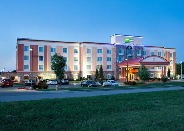 Holiday Inn Express Tulsa South Bixby