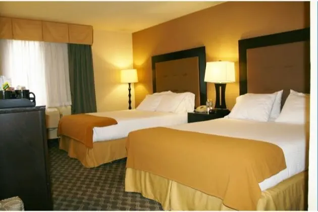 Holiday Inn Express Union City