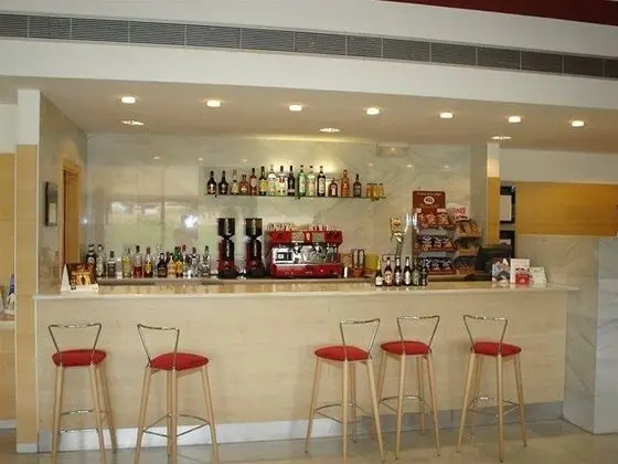 Holiday Inn Express Valencia Bonaire - Bar