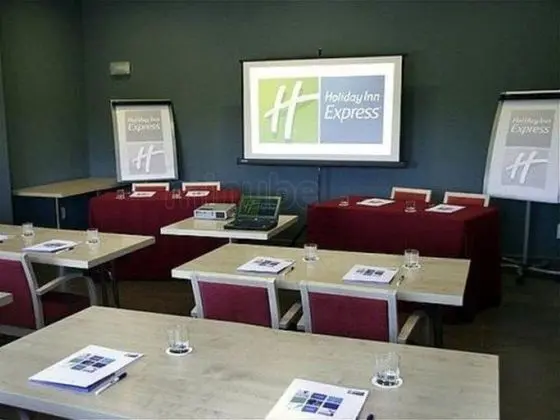 Holiday Inn Express Valencia Bonaire - İş / Konferans
