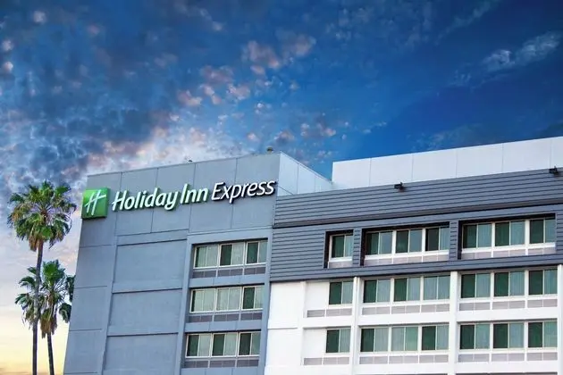 Holiday Inn Express Van Nuys - Dış Mekan