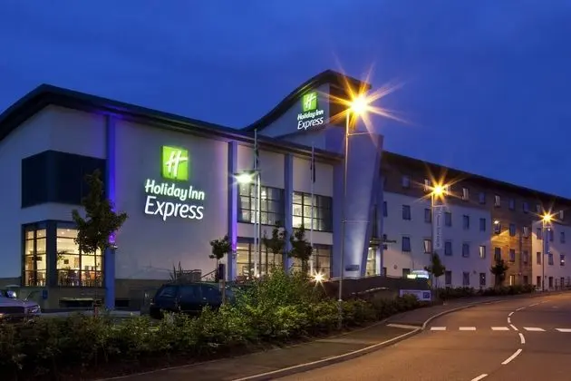 Holiday Inn Express Walsall - Dış Mekan