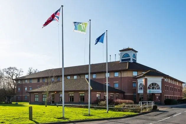 Holiday Inn Express Warwick M4-J15 - Dış Mekan