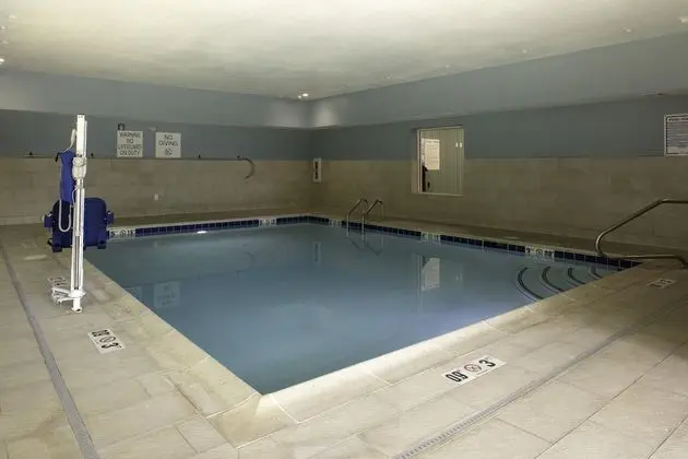 Holiday Inn Express Wells-Ogunquit-Kennebunk, an IHG Hotel - Havuz
