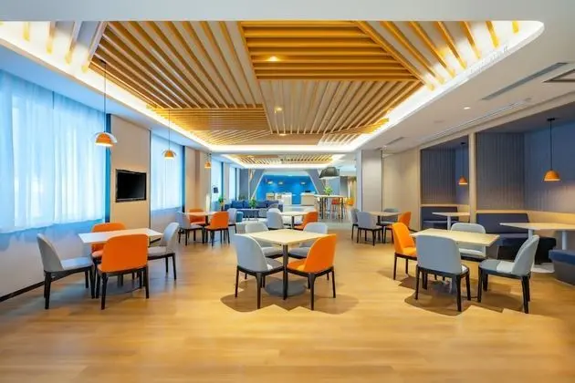Holiday Inn Express Xi'an Tuanjie South Road, an IHG Hotel - Yerinde Yemek