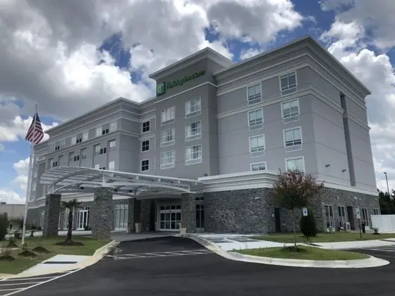 Holiday Inn Fayetteville W-Fort Bragg Area