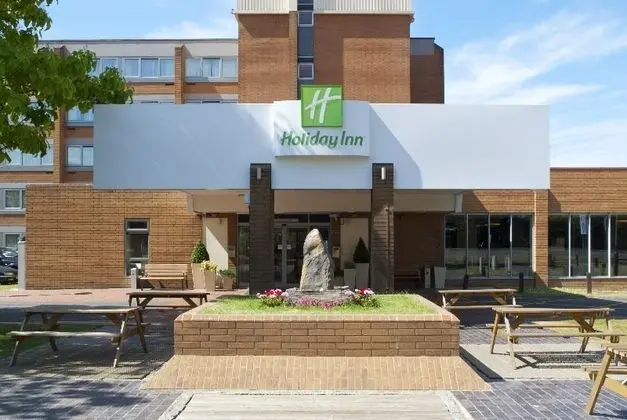 Holiday Inn Gatwick Airport