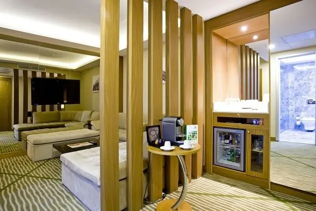 Holiday Inn Gaziantep - Sehitkamil, an IHG Hotel - Oda
