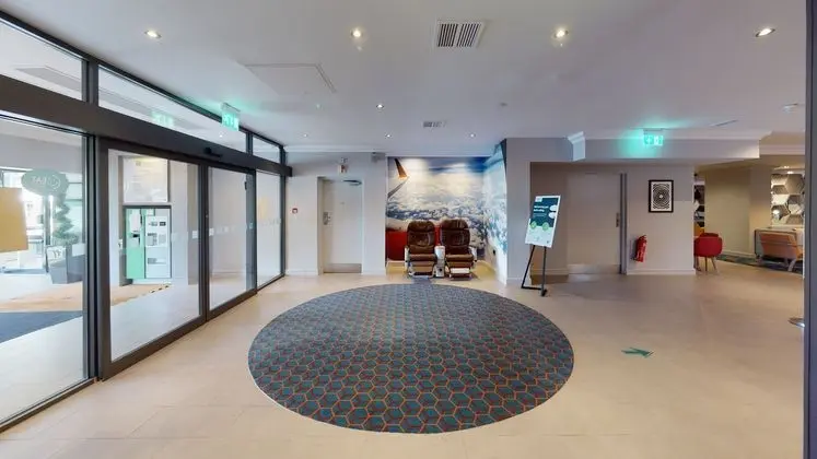 Holiday Inn Glasgow Airport - Lobi