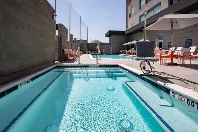 Holiday Inn Glendale - Stadium & Ent Dist, an IHG Hotel - Spa