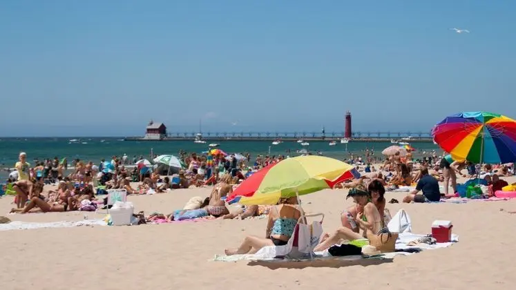 Holiday Inn Grand Haven-Spring Lake - Plaj