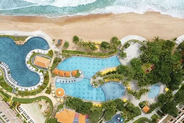 Holiday Inn Resort Ho Tram Beach, an IHG Hotel - Havuz
