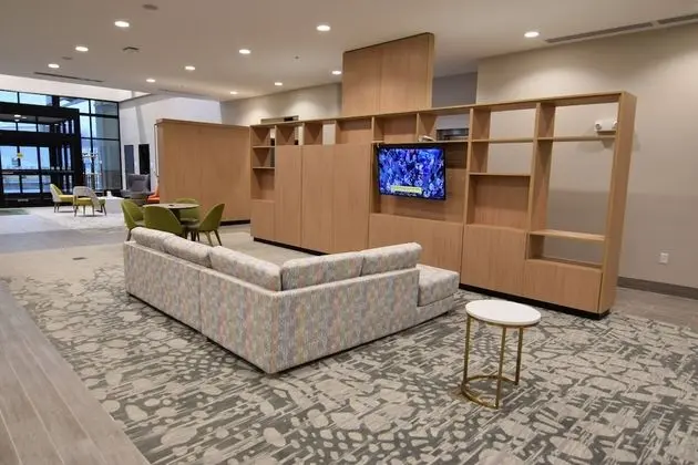 Holiday Inn Kansas City - Northeast, an IHG Hotel