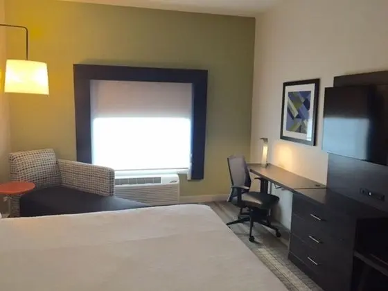 Holiday Inn Lakeland-South 