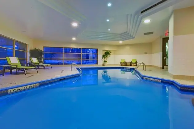 Holiday Inn Laval Montreal - Havuz