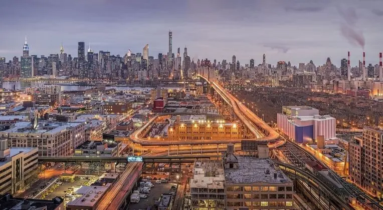 Holiday Inn LIC LaGuardia West, an IHG Hotel
